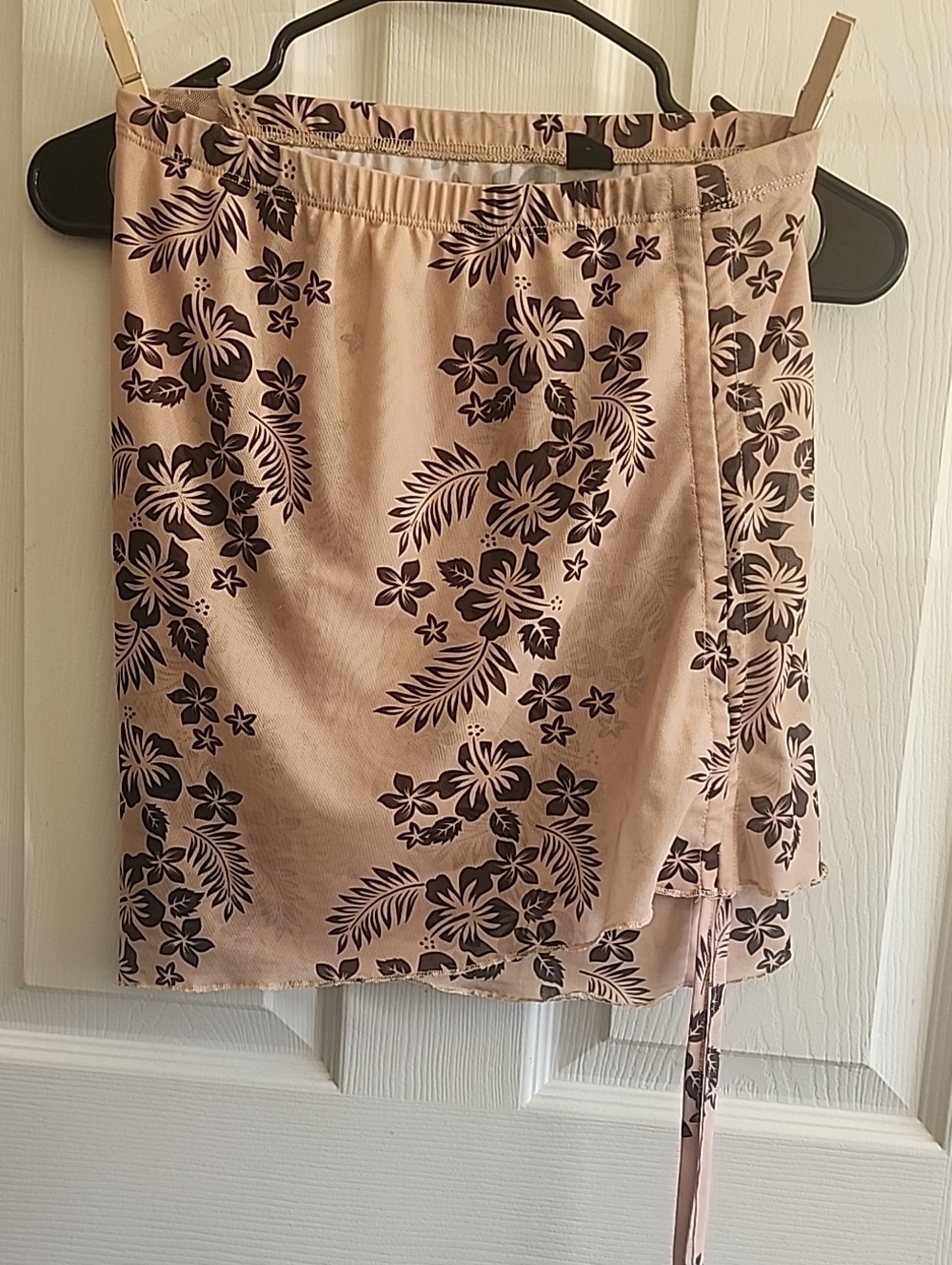 SHEIN Pink Floral Wrap Mini Skirt with Dark Print